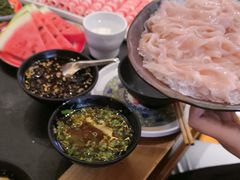 -沸炉重庆老火锅(军事博物馆店)