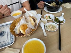 -闫家驴肉老店(华电一校店)