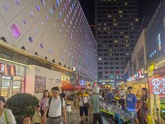 -宝龙城(杭州滨江店)