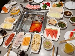 -海底捞火锅(曹安公路店)