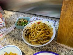 -怪噜范·老贵阳街头名小吃(鸿通城店)