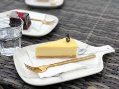 -UNI UNI(环亚凯瑟琳店)