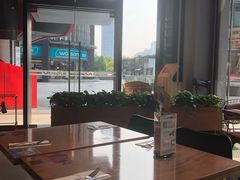 靠窗位-必胜客(滨江店)