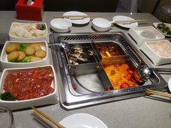 -海底捞火锅(宝龙广场夜宵主题店)