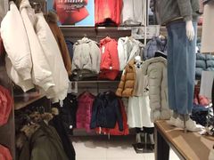 -优衣库(重庆沙坪坝印象汇店)