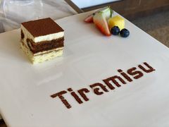 -窗外西餐厅(普罗理想国店)