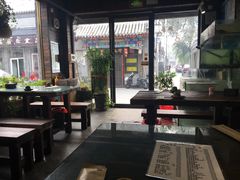 大堂-鲁前海沿儿