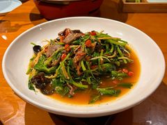 -有红鸡毛店·川菜(建设路店)