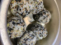 海苔饭团-吴草鸡爪오초닭발韩食堂(融恒盈嘉中心店)