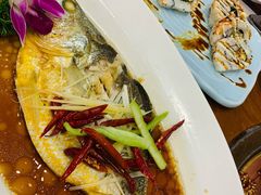 -青瓦餐厅·生鱼片·韩园烤肉(西塔店)