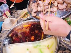 -肖肖酸萝卜鱼火锅(总店)