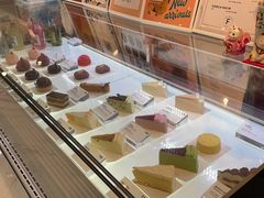 -Fridi Patisserie Cafe