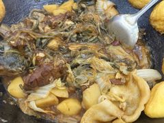 -屯老二农家铁锅炖·行业领军者(梅江店)