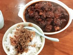 -三居鲁味坊黄焖鸡(山大路店)