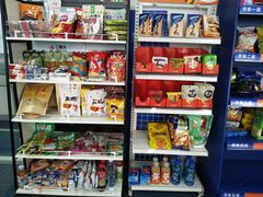 -全家便利店(桂平路店)