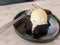 熔浆巧克力配香草冰淇淋-The Rug Cafe(王府中环店)