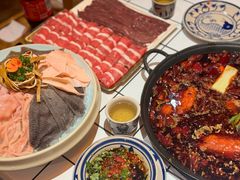 -旧街市鲜货老火锅(大光路店)