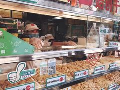 面包甜点陈列柜-袁记云饺(蛇口店)