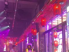 -喜鹊音乐酒馆(西街店)