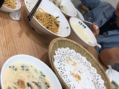 -弄堂咪道-饭香·面香·馄饨香(汇锦广场店)