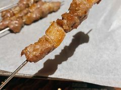 现穿羔羊肉串-火联烧烤(学院路创始店)