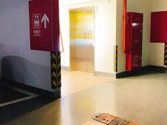 -189弄购物中心-地下停车场