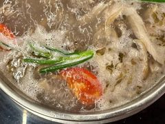 -老石黑山羊毛驴肉火锅(金凯广场店)