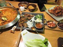 -恩你小木屋·韩式料理(假日广场店)