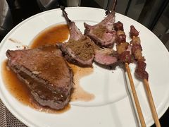 -大中华希尔顿酒店-念自助餐·嗨啤·小龙虾