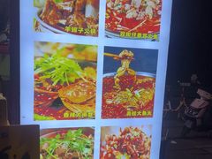 -海盗船. 龙虾烧烤. 酒馆