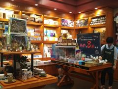 -西西弗书店&矢量咖啡(壹方购物中心店)