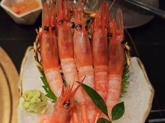 -山川小町·极番烧肉(新地假日广场店)