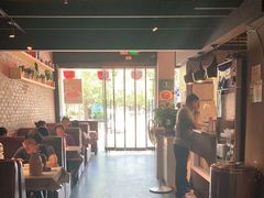 大堂-湘语·湖南家常菜(新洲店)