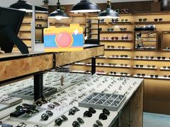 -罗伯特眼镜·蔡司官方授权(罗湖国贸店)