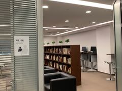 -北京鹏龙大道奔驰4S店(纪家庙店)