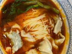 麻辣馄饨小面-南小馆(迪士尼小镇店)