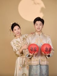 -莫兰迪婚纱摄影