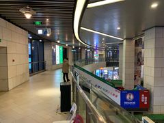 -浦江城市生活广场(江月路店)