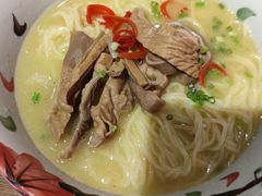 胡椒猪肚鸡汤面-千金一碗·宝岛一村(韩国街店)
