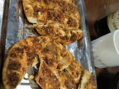 特色碳烤油饼-老兰家传统烧烤炒菜泡馍(小南门店)