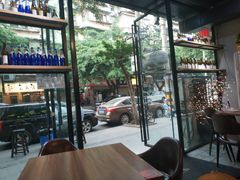 -陈员外正宗夹江烧烤(广福路店)