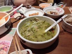 -渝是乎酸菜鱼(龙旗购物中心店)