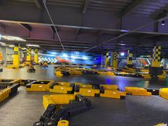 -极限PLAY运动娱乐新世界·团建派对潮玩休闲馆·室内蹦极高空游乐园