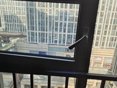 -乐嗨公寓(苏州火车站店)