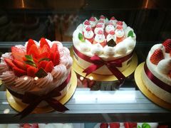 -花花卷卷·鲜食蛋糕(静安久光百货店)