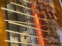 -哈尔滨小酒馆·鲜肉现穿自助烧烤(康新花园店)