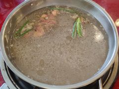 -老石黑山羊毛驴肉火锅(金凯广场店)