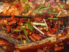 -鸣记脆皮烤鱼·海鲜烤鱼(三八广场店)