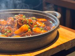 大理芫荽烧牛肋-Ameigo梅果·云贵川bistro(长宁来福士店)