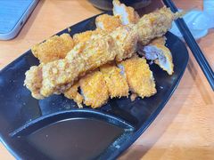 -莱莱小笼·乔艾